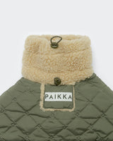 PAIKKA | Quilted Sherpa Jacke | Hunde Steppjacke | Olive