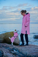 PAIKKA | Vollreflektierender Damenregenmantel | Pink