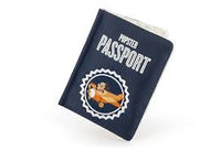 P.L.A.Y. | Globetrotter Pupster Passport